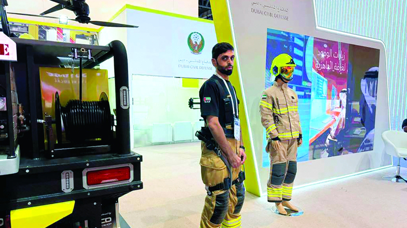 «دفاع مدني دبي» تقهر حرائق الأبراج الشاهقة بـ «شاهين» و«الذراع القوية»