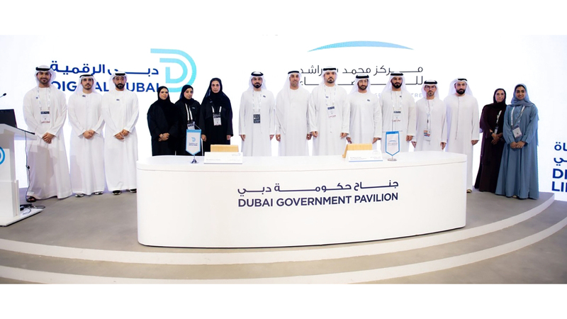 تطوير مشروع العائلة الإماراتية بالذكاء الاصطناعي