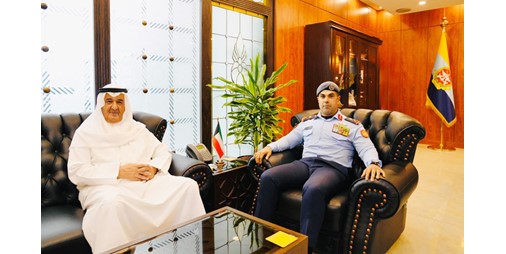 نائب رئيس الأركان استقبل دعيج جابر العلي وناقش مع الملحق العسكري القطري مواضيع الاهتمام المشترك