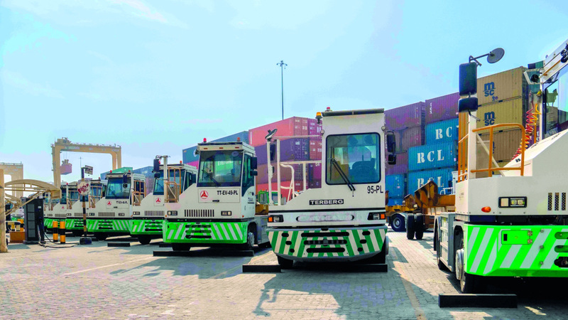 ميناء جبل علي يضاعف أسطوله الكهربائي 10 مرات