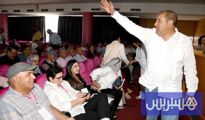 المانوزي يعلن الترشح لخلافة لشكر وينتظر التراجع عن التمديد لولاية رابعة