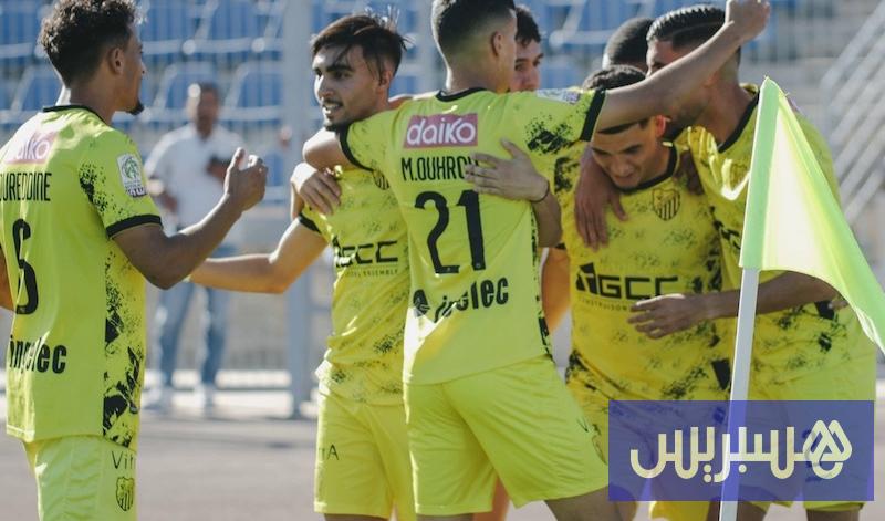 المغرب الفاسي يتصدر البطولة مؤقتا