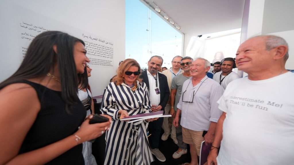 مسيرة النجمة يسرا بعيون «بريدج» والتكنولوجيا.. في «مهرجان الجونة»