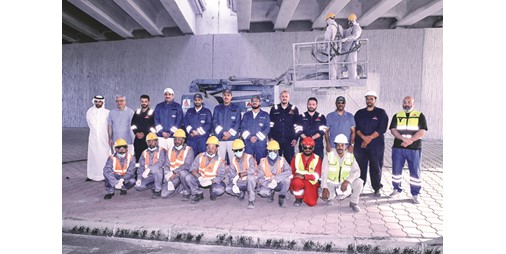 بالفيديو الانتهاء من طلاء 8 جسور على الطرق السريعة