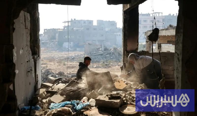 سكان غزة المنهكون يعانون شظف العيش وسط خشية من تجدد حرب الإبادة