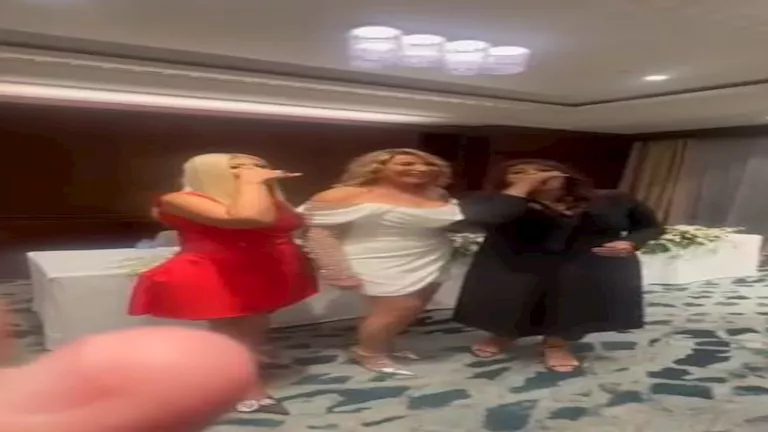 بالصور- يسرا وهالة صدقي وإلهام شاهين في عقد قران إيناس الدغيدي