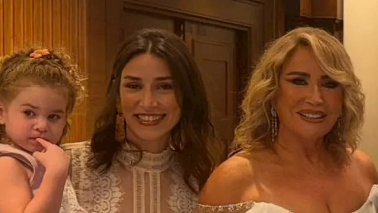 ابنة إيناس الدغيدي عن انتقادات زواج والدتها: “مش مهتمة بيها ومش بتهزني