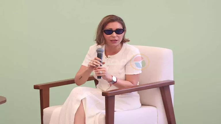 منة شلبي: “إلهام شاهين مكانتش عايزة تضربني بكرباج حقيقي في بطلوع الروح