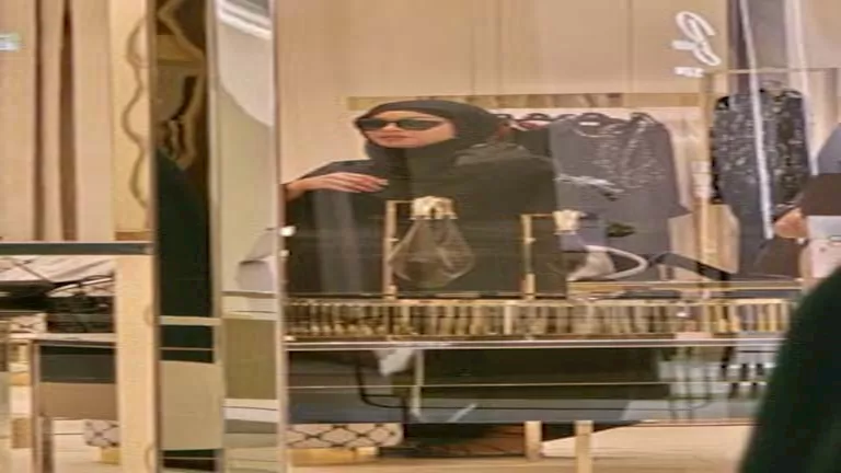 كيف علق الجمهور على ظهور بيونسيه بالحجاب في قطر؟