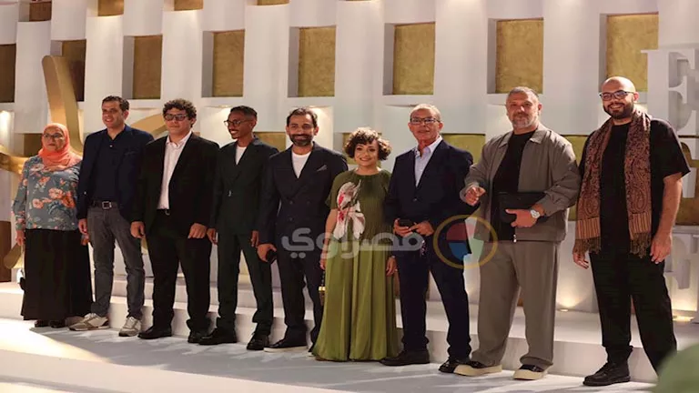 20 صورة من السجادة الحمراء لفيلم “50 متر” بمهرجان الجونة السينمائي