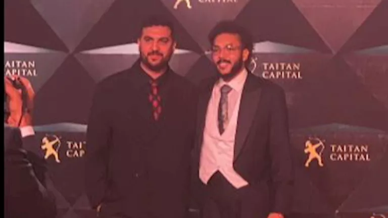 “كارول سماحة وويجز وهشام عباس”.. نجوم احتفالية “جرامي” بالأهرامات