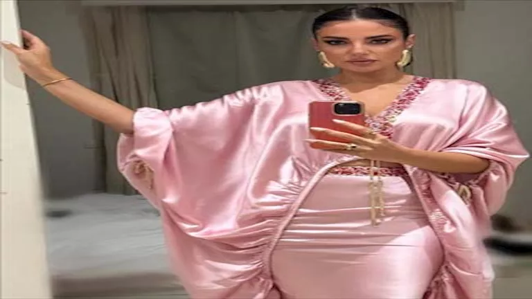 17 صورة .. درة تستعرض فساتين ارتدتها في 7 أيام بمهرجان الجونة والجمهور