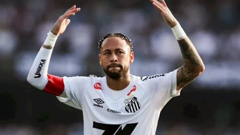 مستقبله في خطر.. كواليس تواصل والد نيمار مع سانتوس