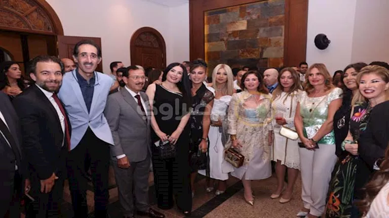 مجدي الجلاد وخالد مجاهد.. النجوم والمشاهير في زفاف نجل هاني رمزي