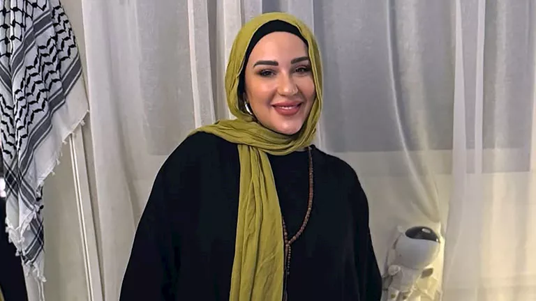 “أكثر من لوك”.. أسما شريف منير تبرز إطلالاتها بالحجاب والجمهور يعلق