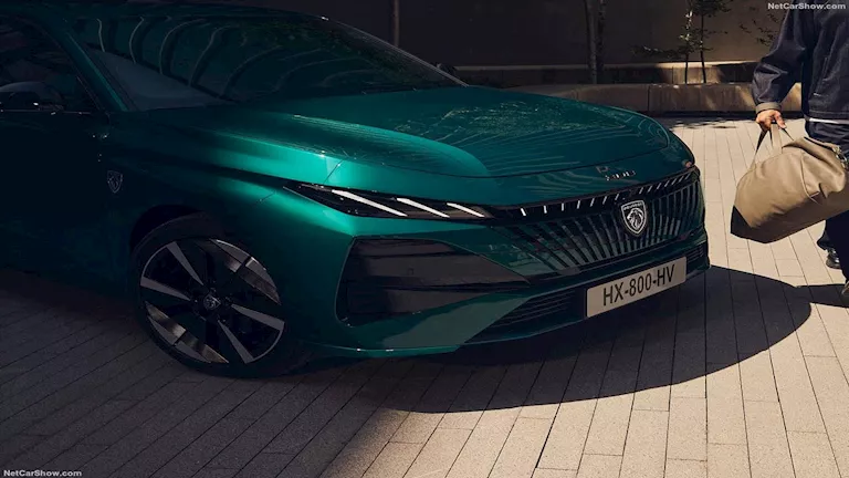 بيجو تطلق سيارتها E-308 الكهربائية بسعر يعادل 2.3 مليون جنيه.. صور