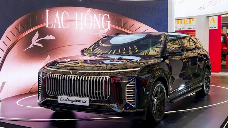شركة فيتنامية تطلق سيارة Lạc Hong 900 LX الفاخرة بالأسواق.. صور