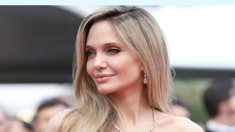 أنجلينا جولي تعلن نيتها إنشاء قرية إغاثة للأطفال الأيتام في قطاع غزة