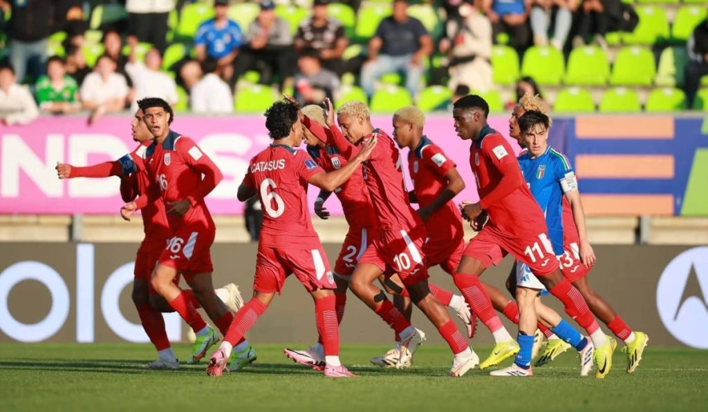 كوبا تحقق تعادلاً تاريخياً مع إيطاليا في مونديال الشباب