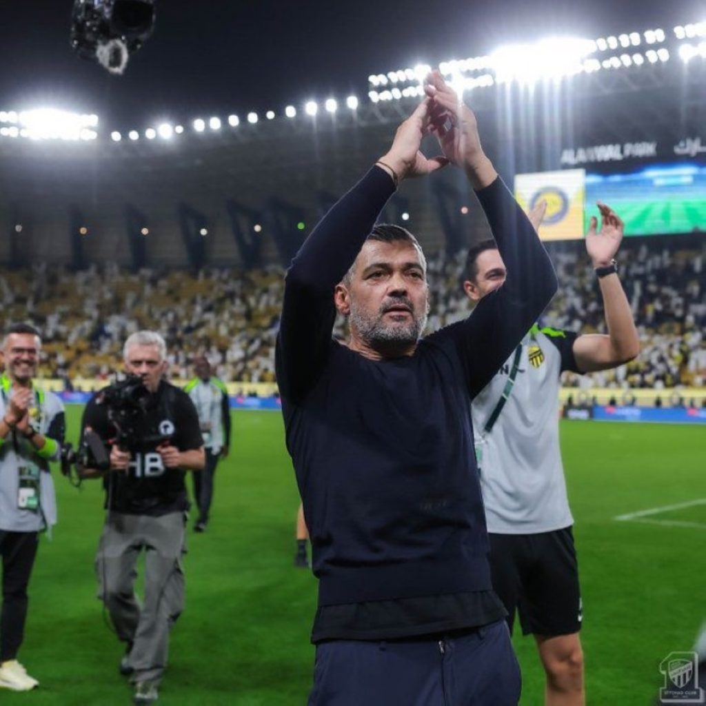 جابر لـ«عكاظ»: تماسك الاتحاد بعد الطرد كان مفتاح الانتصار