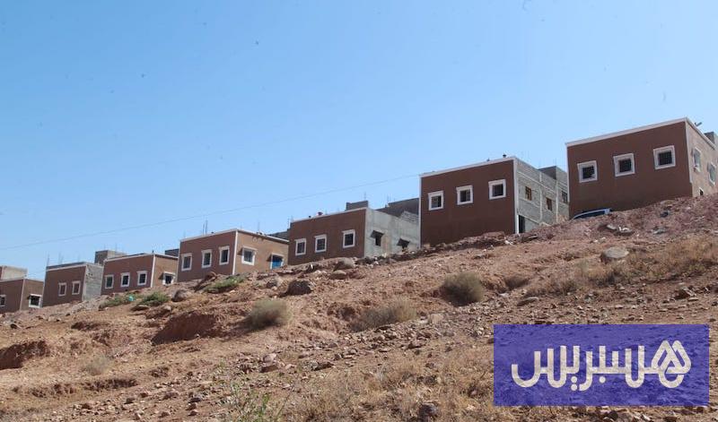 عملية إعادة الإعمار تتقدم بمناطق الزلزال وسط مطالب بتسريع الجهود