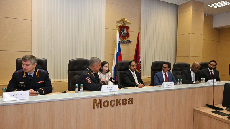 شرطة دبي تبحث تعزيز التعاون الأمني مع وزارة الداخلية الروسية