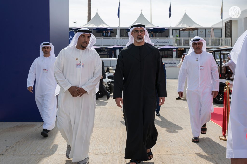 ما يقدمه “معرض دبي للطيران” من حلول مبتكرة يعكس التطور المتسارع في قطاعَي الطيران والفضاء