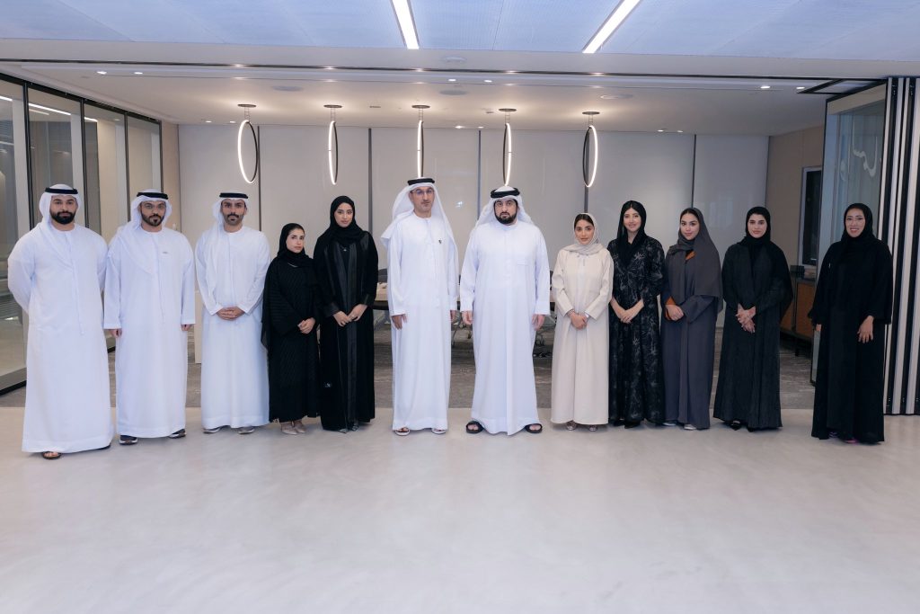 أحمد بن محمد يوجه بمضاعفة إسهام قطاع الإعلام في الناتج المحلي الإجمالي لدبي من 1.4% إلى 3% بحلول 2033