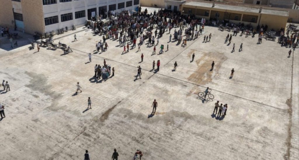 سورية: معلم يعتدي على طفل بتهمة سرقة 4 آلاف ليرة في مدرسة