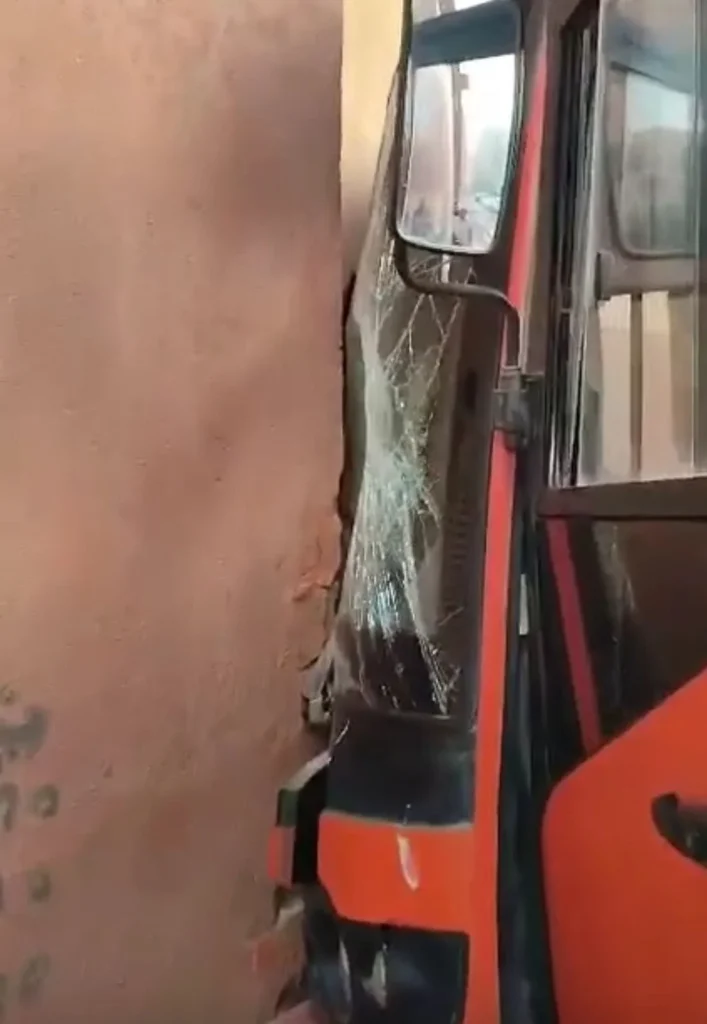 «صحيت لقيت الأتوبيس في أوضة نومي» – النيل 24