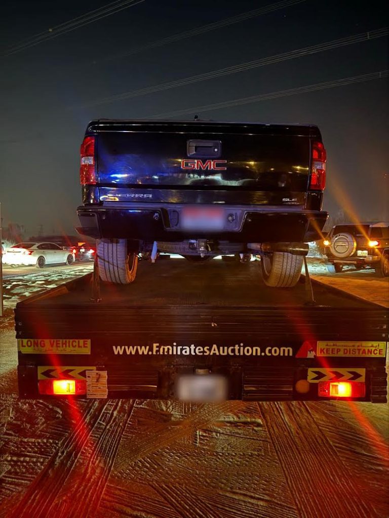 سلوكيات طائشة .. شرطة دبي تحجز 49 سيارة وتخالف 3153 سائقاً خلال احتفالات عيد الاتحاد