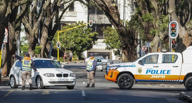 11 قتيلاً في إطلاق نار بفندق في جنوب إفريقيا