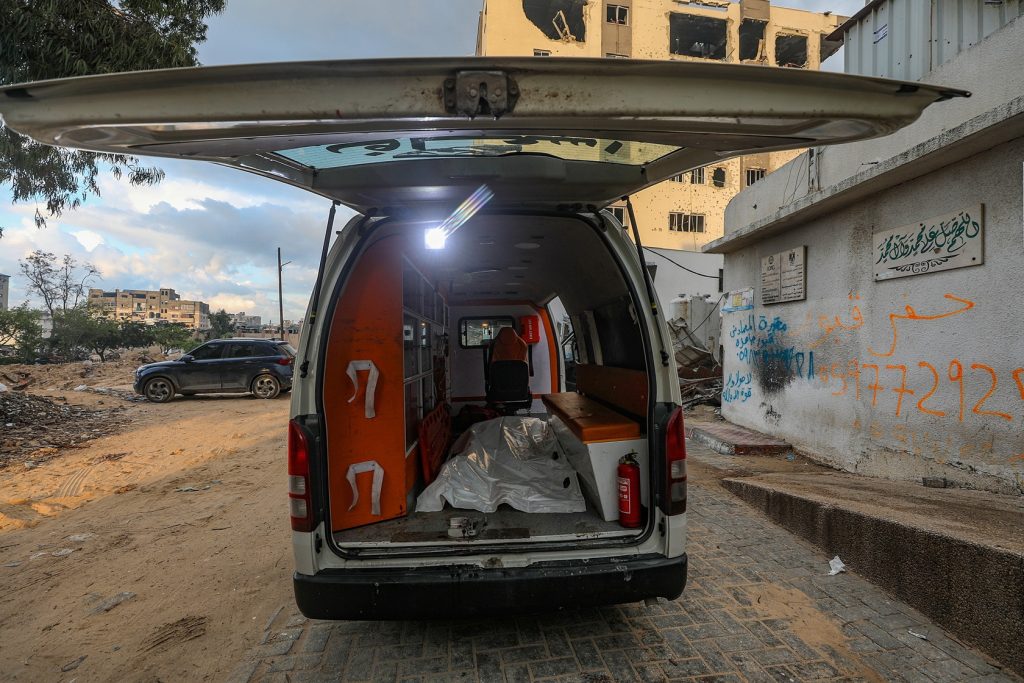 بينهم قيادي في “حماس”.. 4 قتلى في غارة إسرائيلية على غزة