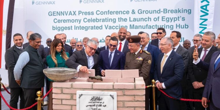 مصر.. تفاصيل تدشين أكبر مصنع لإنتاج اللقاحات والأمصال
