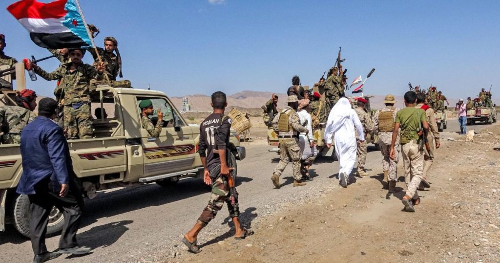 الكويت والبحرين وعُمان تدعم جهود الاستقرار في اليمن