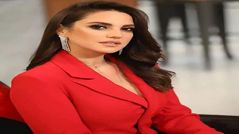 حصاد 2025| أجمل إطلالات الفنانة درة هذا العام