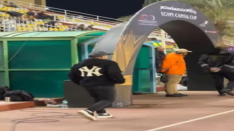 9 صور لأفشة في مدرجات المقاولون العرب لدعم الأهلي