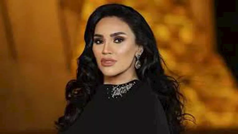 “الأسود يليق بها”.. تفاصيل إطلالة مي فاروق في أحدث ظهور