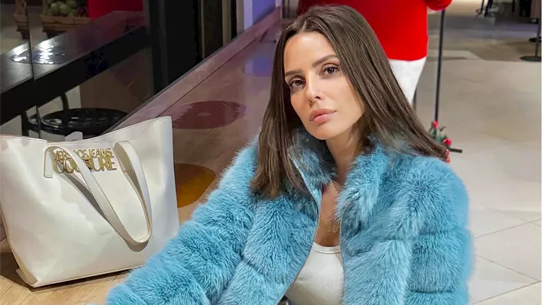 “ليه التبني حرام؟”.. إيمان العاصي تثير الجدل بسؤالها