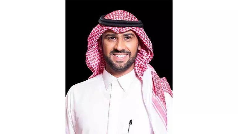 فيصل بالطيور يكشف سبب عرض “العملاق” بافتتاح “البحر الأحمر السينمائي”