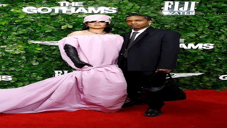 فساتين غير تقليدية.. أغرب إطلالات حفل توزيع جوائز “جوثام” 2025