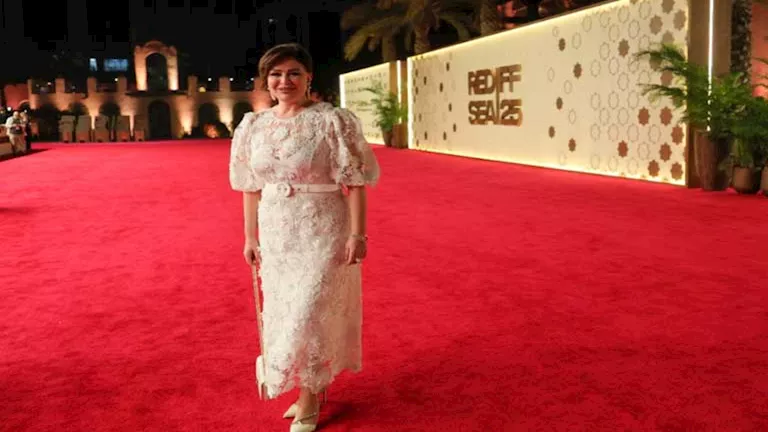 إلهام شاهين تحضر فعاليات مهرجان البحر الأحمر السينمائي