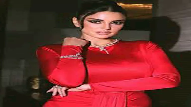 جمال ورقي.. درة تتألق بإطلالة ساحرة في أحدث إطلالتها