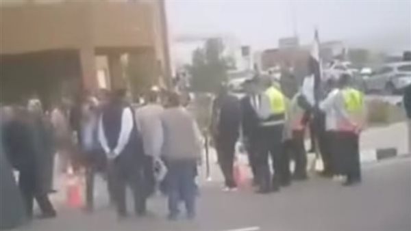 مشادة كلامية بين نائب ومرشح مستقل قبل وصول وزير النقل إلى قنا – النيل 24