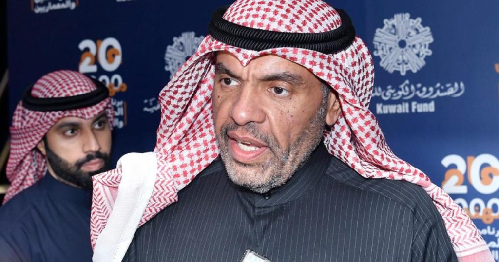 وزير خارجية الكويت يجري اتصالات مع نظرائه في 4 دول