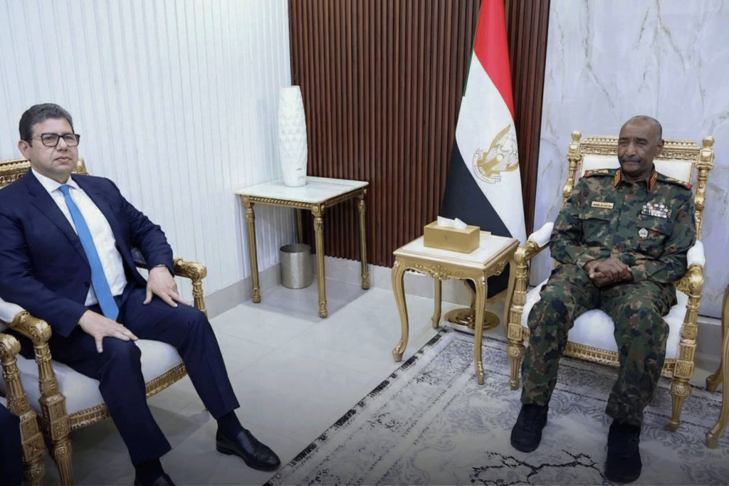 البرهان يستقبل رئيس المخابرات المصرية