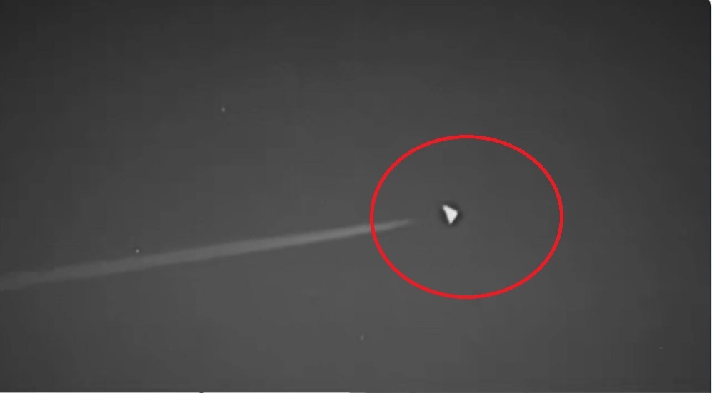 الولايات المتحدة.. ظهور طائرة مثلثة غامضة قرب “المنطقة 51” (فيديو)