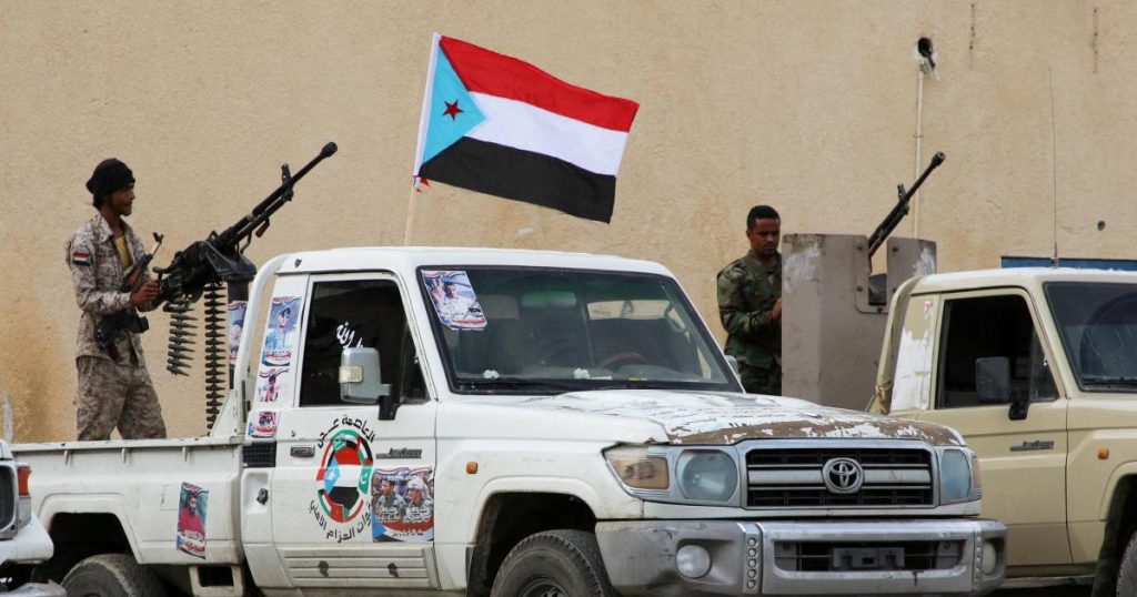 اليمن.. قوات الانتقالي تبدأ الانسحاب من حضرموت