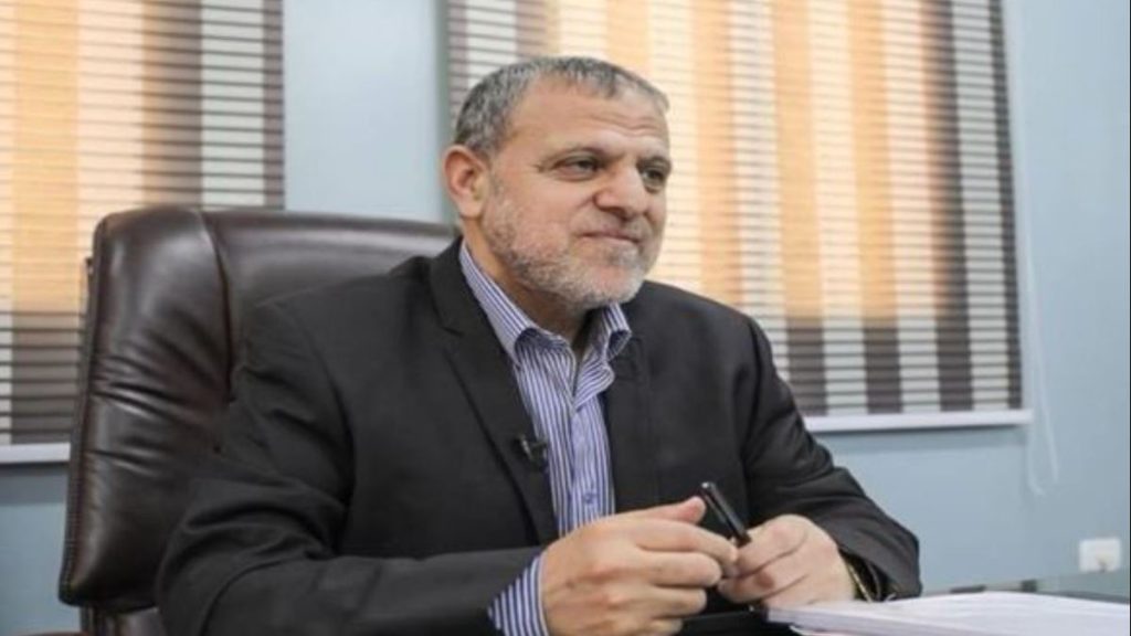 قيادي بحماس يرد على نتنياهو: سلاح المقاومة باق ما بقي الاحتلال