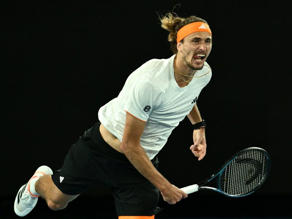 زفيريف يخوض “مباراتين في آن واحد” ضد مرض السكري ومنافسيه ببطولة أستراليا